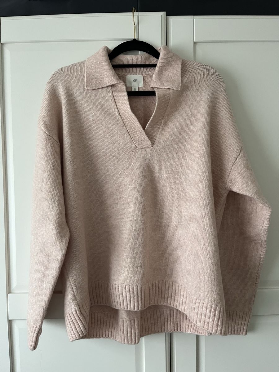 H&M Pullover & Sweatshirts: Wollmischung Pullover mit V-Ausschnitt – Neu (gemäss Beschreibung) aus Allschwil von eyl_bb8q