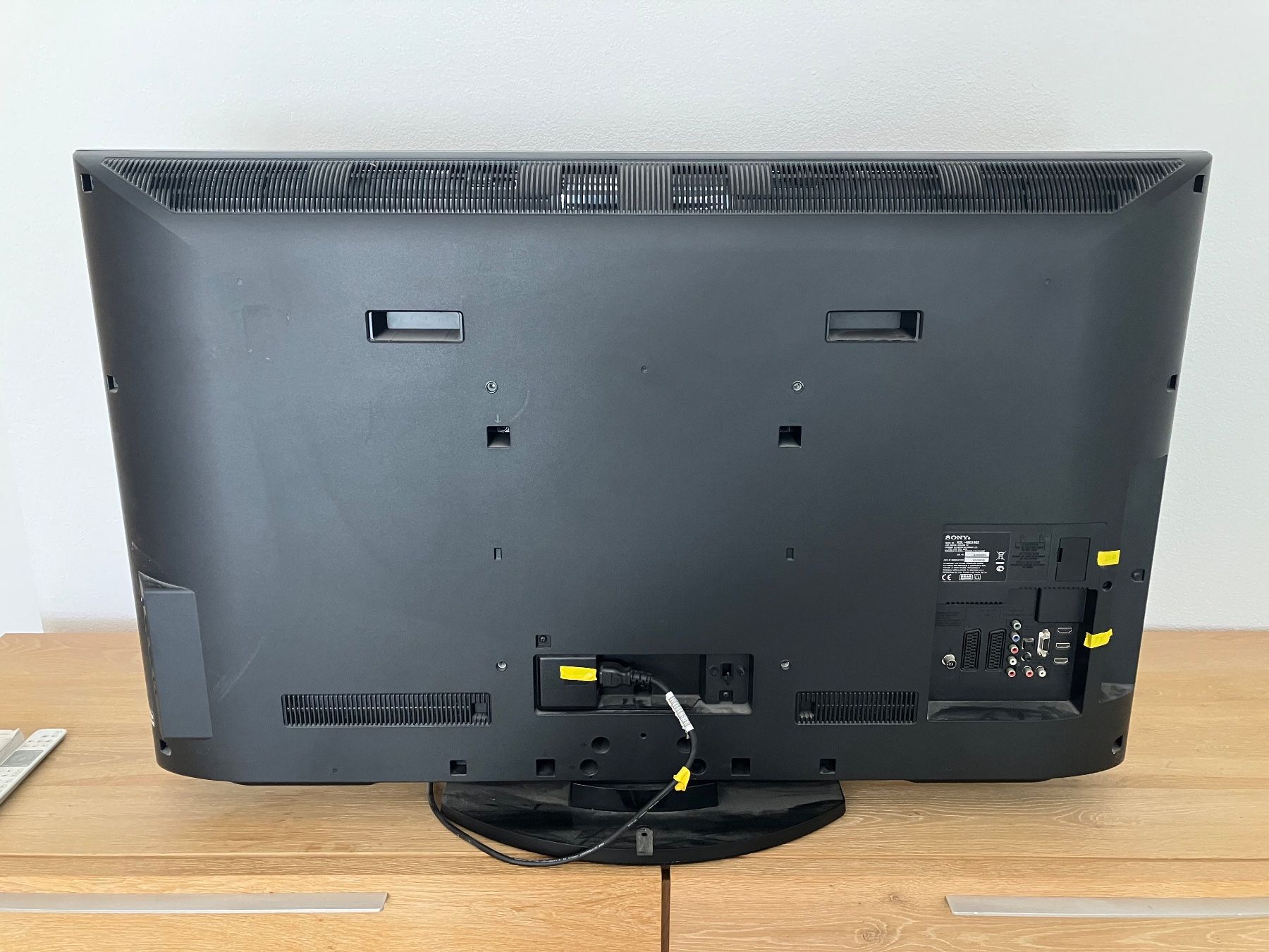 Sony Fernseher: Sony Bravia TV, mit Blu-Ray DISC/DVD Player – Gebraucht aus Dornach von lg11 6