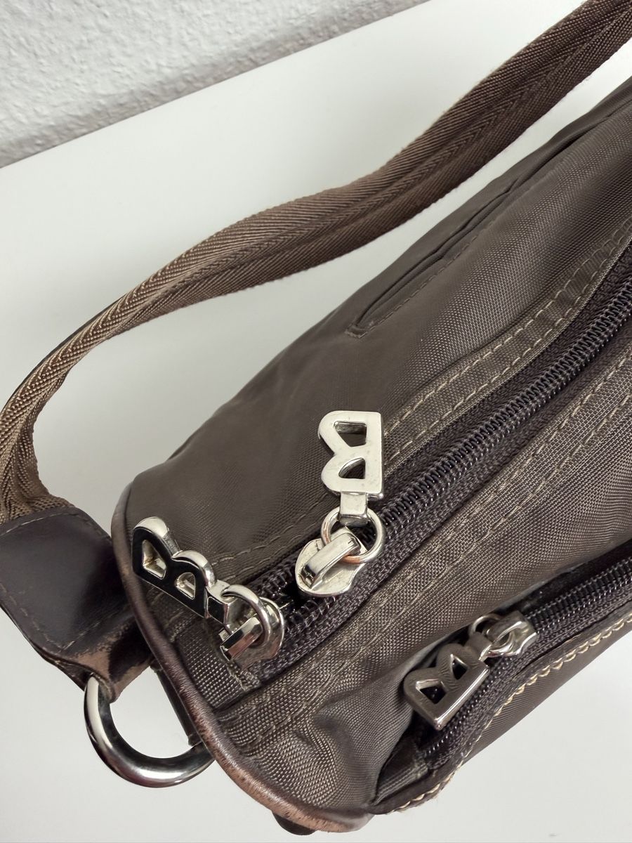 Bogner Borse da donna: Vintage Bogner Brown Nylon Shoulder Bag  – Usato da Knonau venduto da Grapesvintage 5
