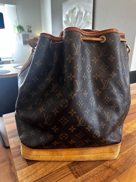 Borse da donna: Luis Vuitton Noé Grand – Usato da Oberhasli venduto da liliane.80 1