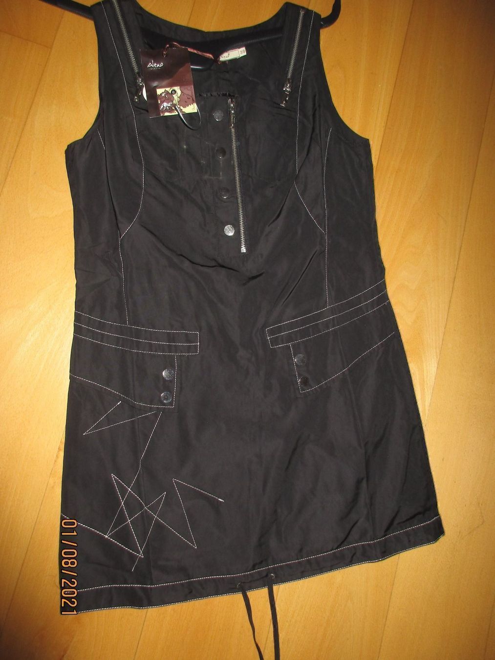 Vestiti: Kleid sehr speziell 36 schwarz – Nuovo e nell'imballaggio originale da Ottenbach venduto da Claurin