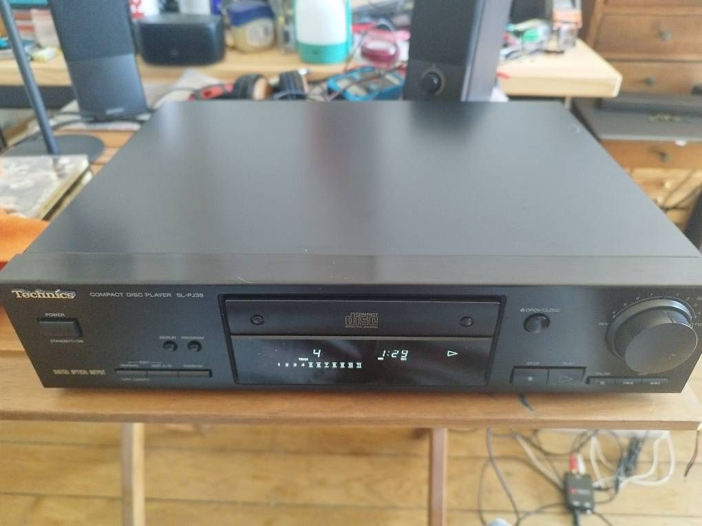 Technics Lettore multimediale & Streamer: Technics SL-PJ38 E-K Lecteur CD Made in Japan – Usato da Vallorbe venduto da Leonidas1337