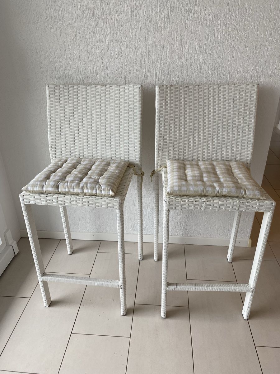Hochstühle: Deux chaises hautes  – Gebraucht aus Attalens von cecedave