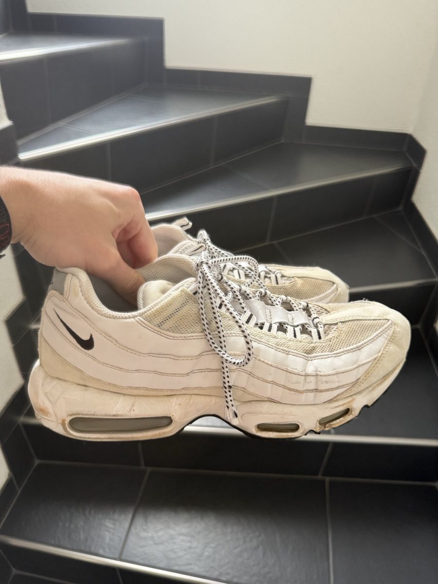 Nike Chaussures hommes: Nike Air Max 95 – D'occasion à Boudry par LuigiLoot