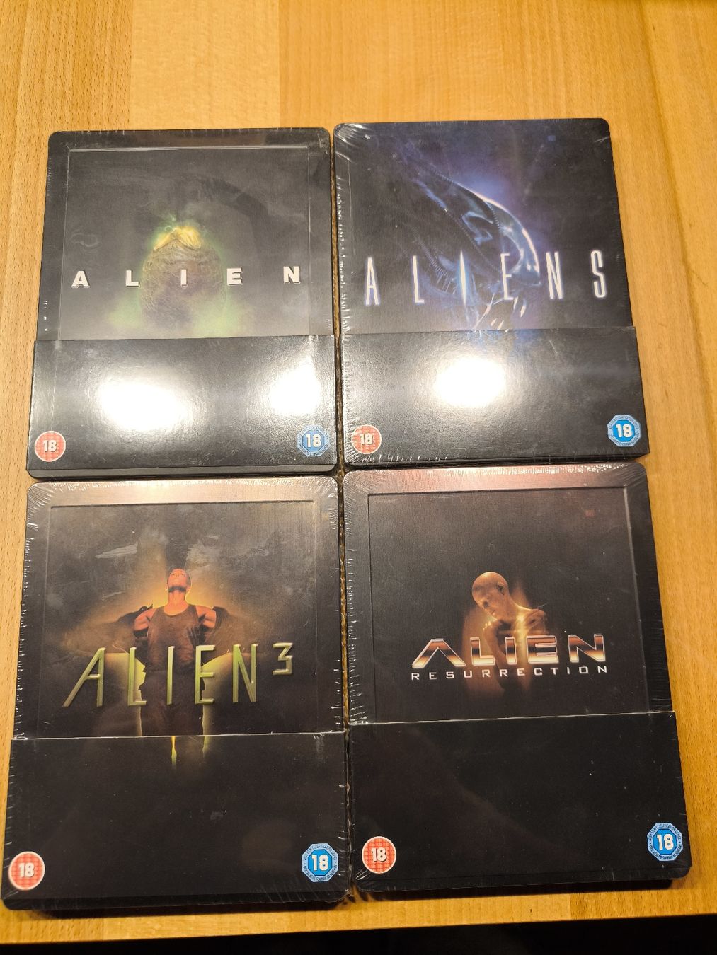 Alle DVDs: Alien 1-4 Steelbook Blu Ray Set. – Neu und originalverpackt aus Dürnten von