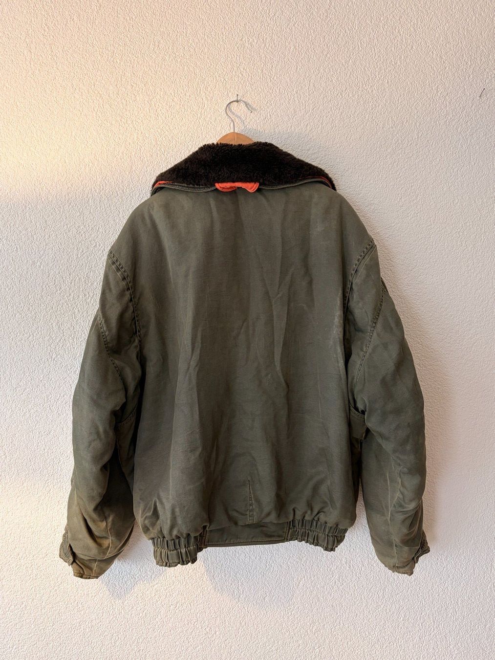 Ellesse Giacche: Vintage 2000s Ellesse Jacket – Usato da Bern venduto da beniroe 2