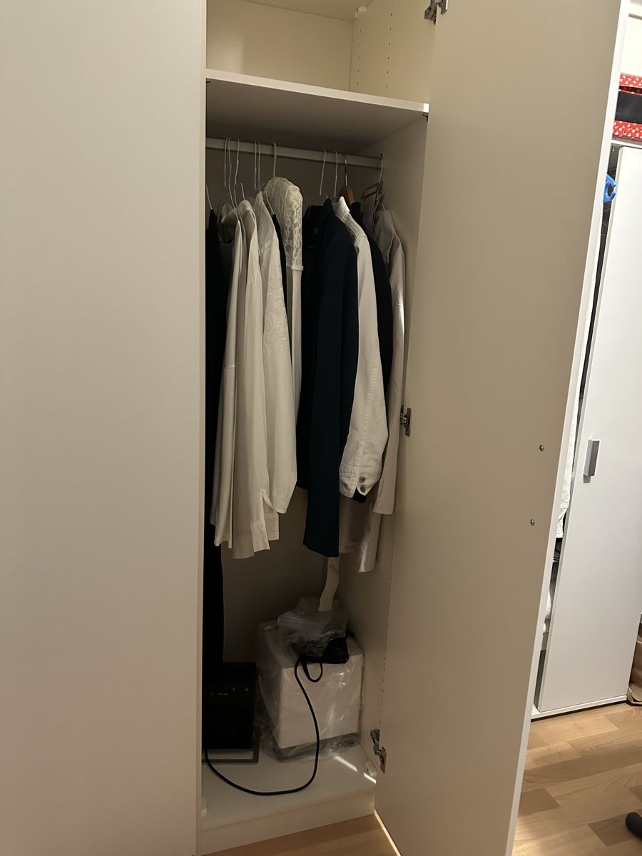 Armadi: Schrank, 3-türig – Nuovo (secondo la descrizione) da Gutenswil venduto da Dany2305 1
