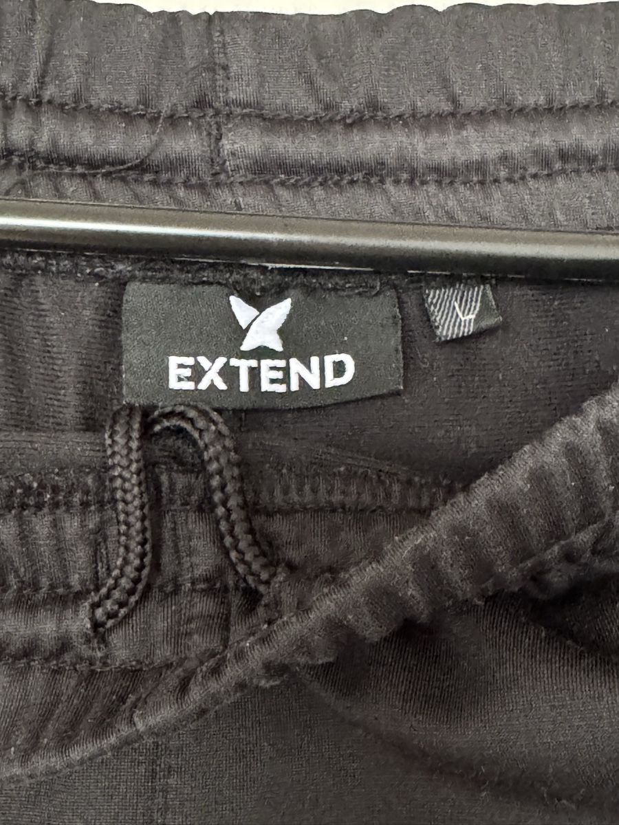 Pantalons: Trainierhose – D'occasion à Nottwil par sta_d2xd 2