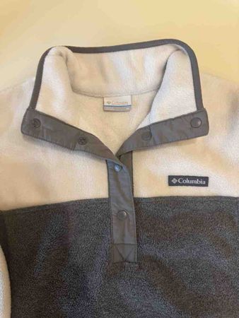 Columbia Fleece Pullover grey white size M used condition