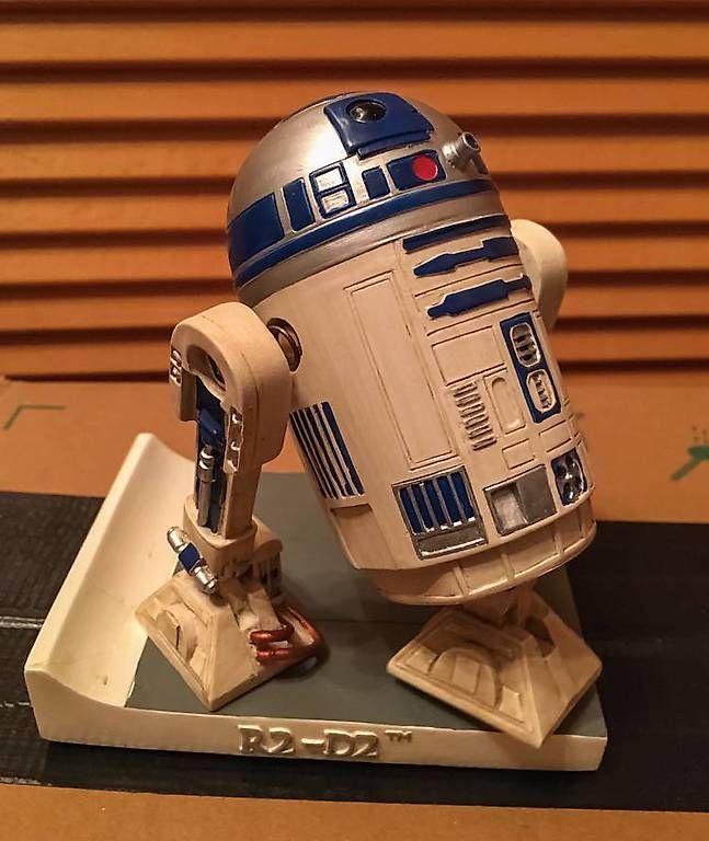 Star Wars Statuette: Figurines Star Wars Dark Vador et R2-D2 – Usato da Thônex venduto da Fred_1973 1