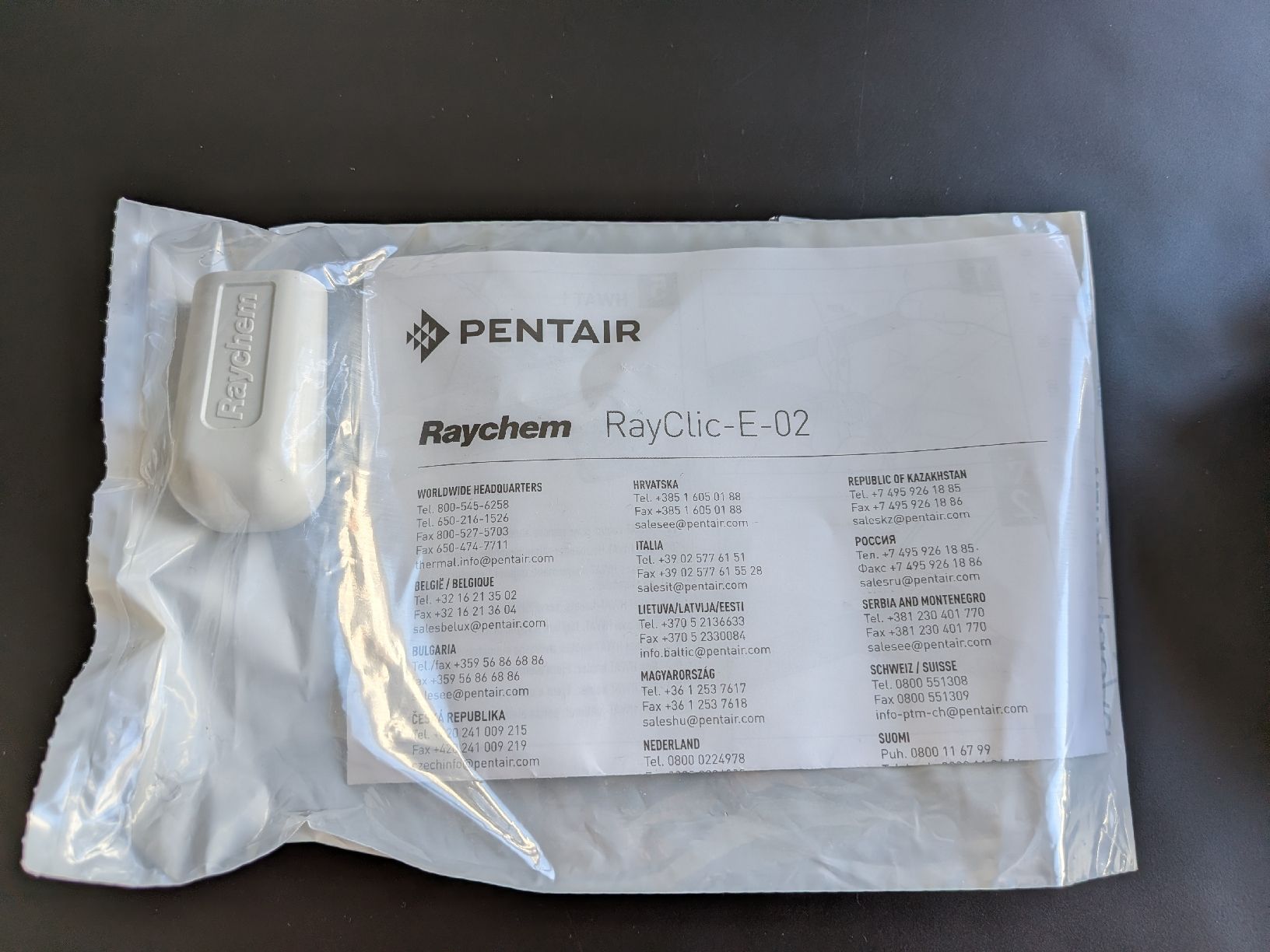 Radiatori: Raychem RayClic-E-02 Begleitheizband Endabschluss – Nuovo e nell'imballaggio originale da Amlikon-Bissegg venduto da Bine11