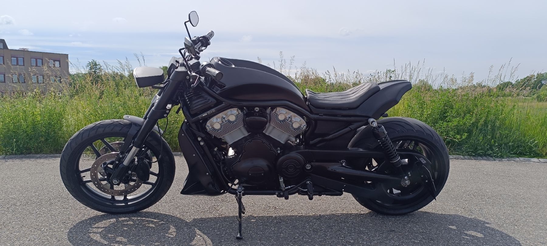 Harley-Davidson Strada: Harley Davidson VRSCR Street Rod Custom – Usato da Uster venduto da itani7789 4