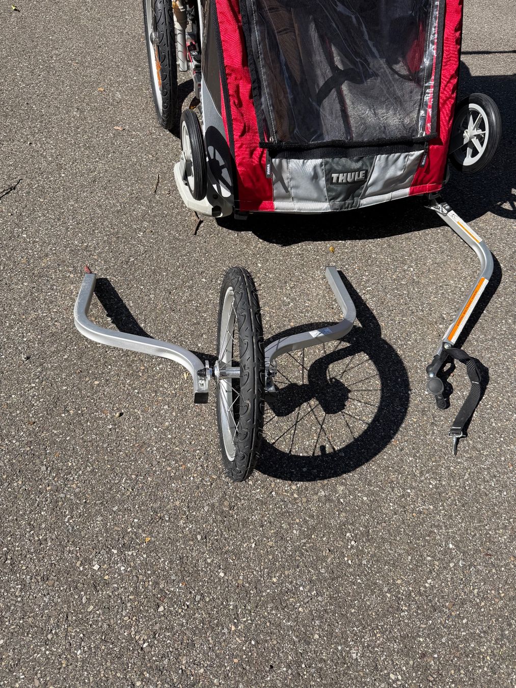 Thule Rimorchi: Thule Chariot Cougar 2 – Usato da Küsnacht venduto da Ariannouli 1