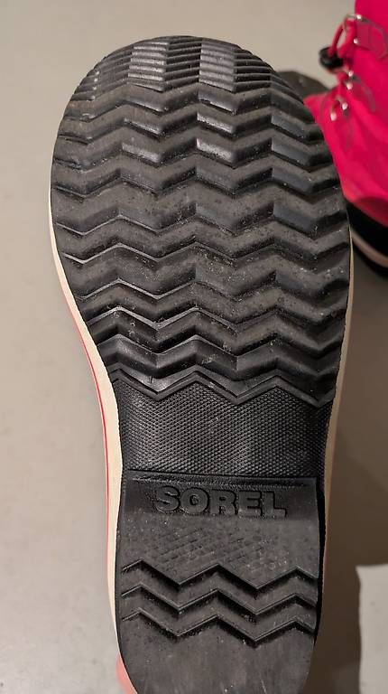 Sorel Scarpe per ragazzi: Bottes de neige Sorel taille 37 – Usato da Vinelz venduto da rav_h9zs 2