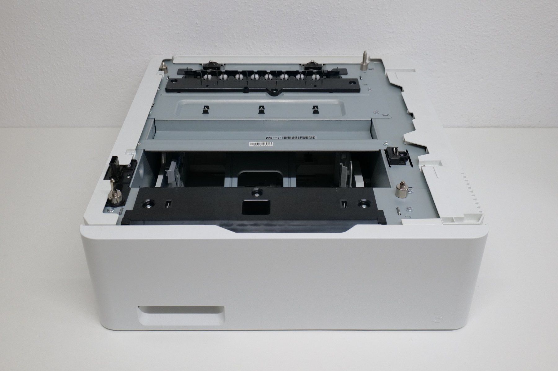 Hewlett Packard Stampanti: HP CF404A Papierfach Tray 3 LaserJet Zusatzfach – Usato da Unterkulm venduto da nmz