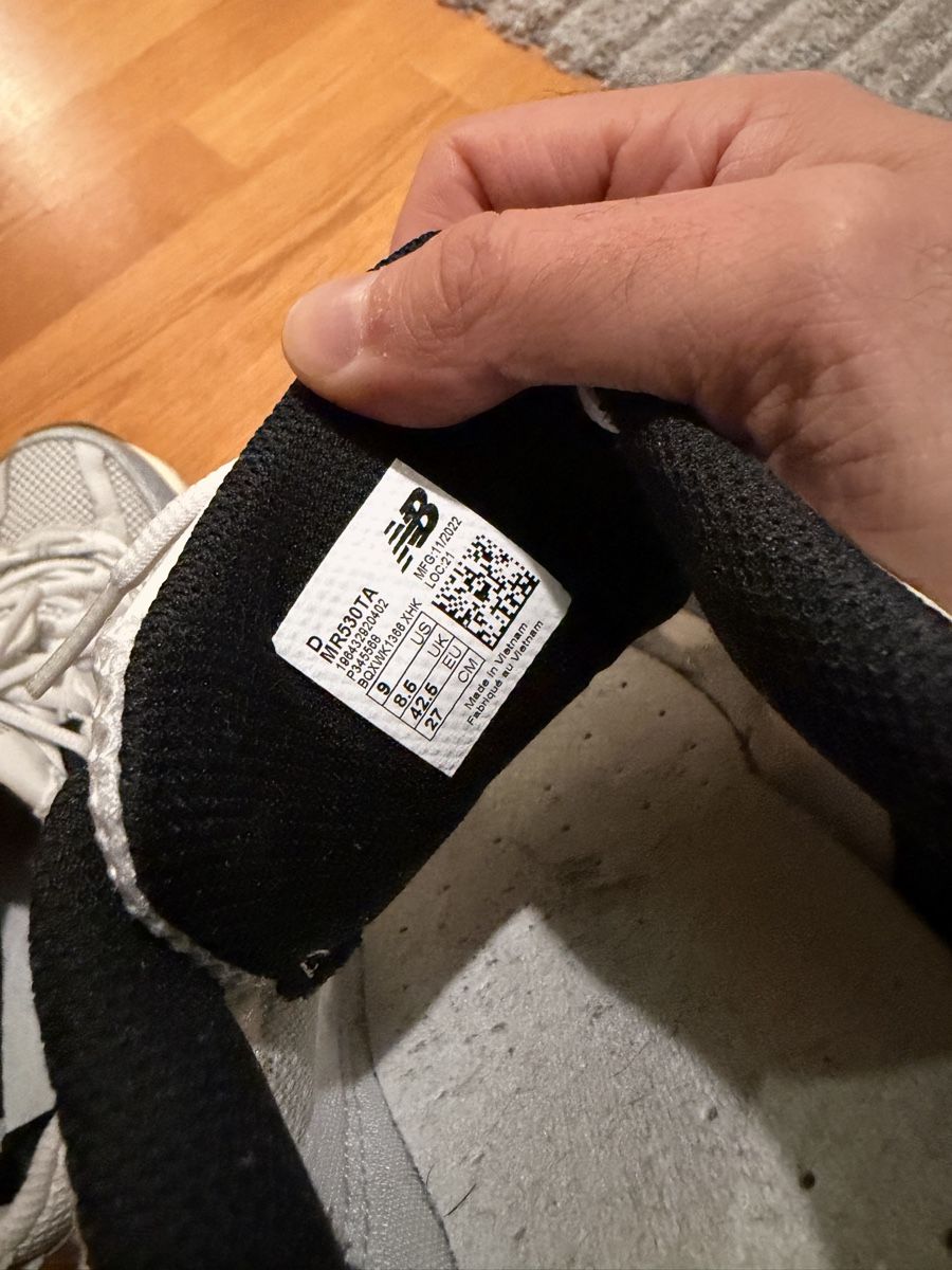 New Balance Herrenschuhe: Chaussures New balance – Gebraucht aus Marin-Epagnier von Malone22 5