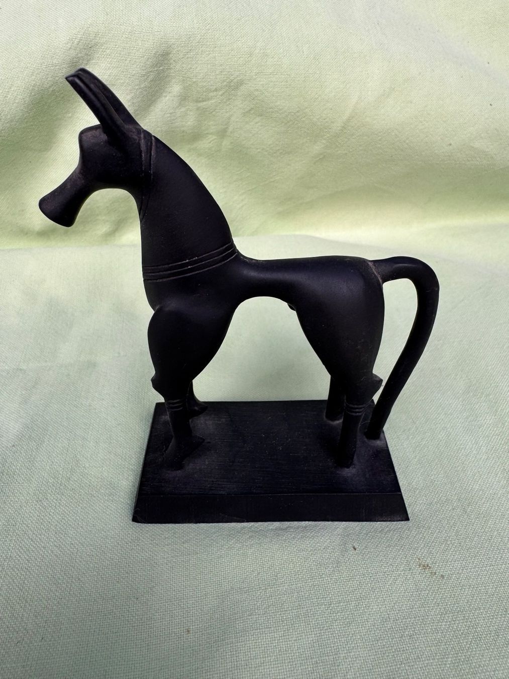 Skulpturen & Statuen: Pferdeskulptur – Gebraucht aus Ranflüh von kas_8b27 1