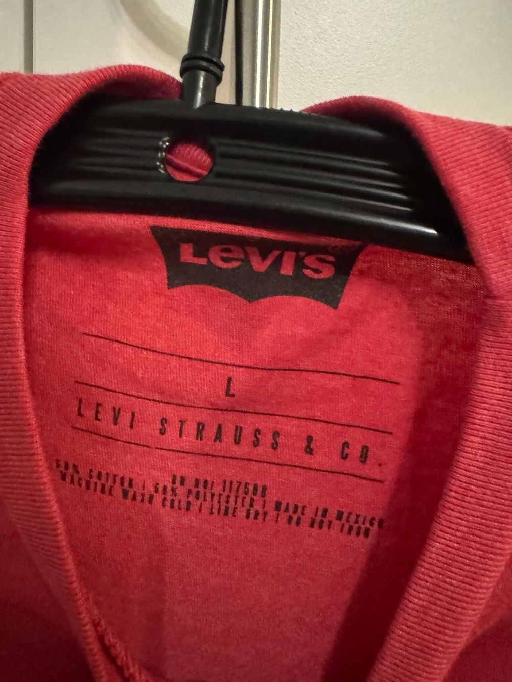 Levi's T-shirt: Levis T-Shirt – Usato da Reichenburg venduto da Noele123 1