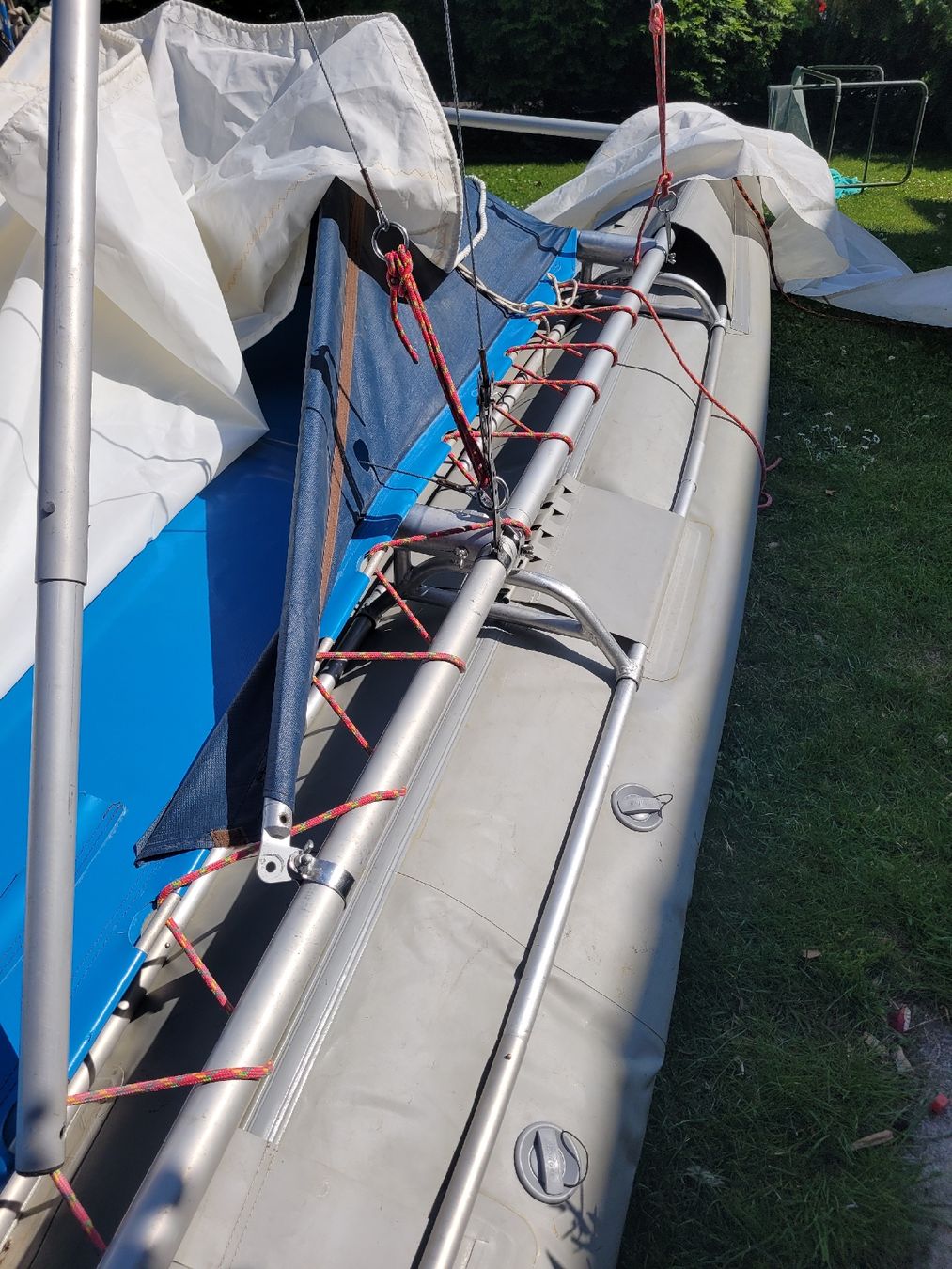 Barche: Beachcat Katamaran 5 m mit 2 Segeln & Schiffsausweis – Usato da Nussbaumen AG venduto da Martinfal 3