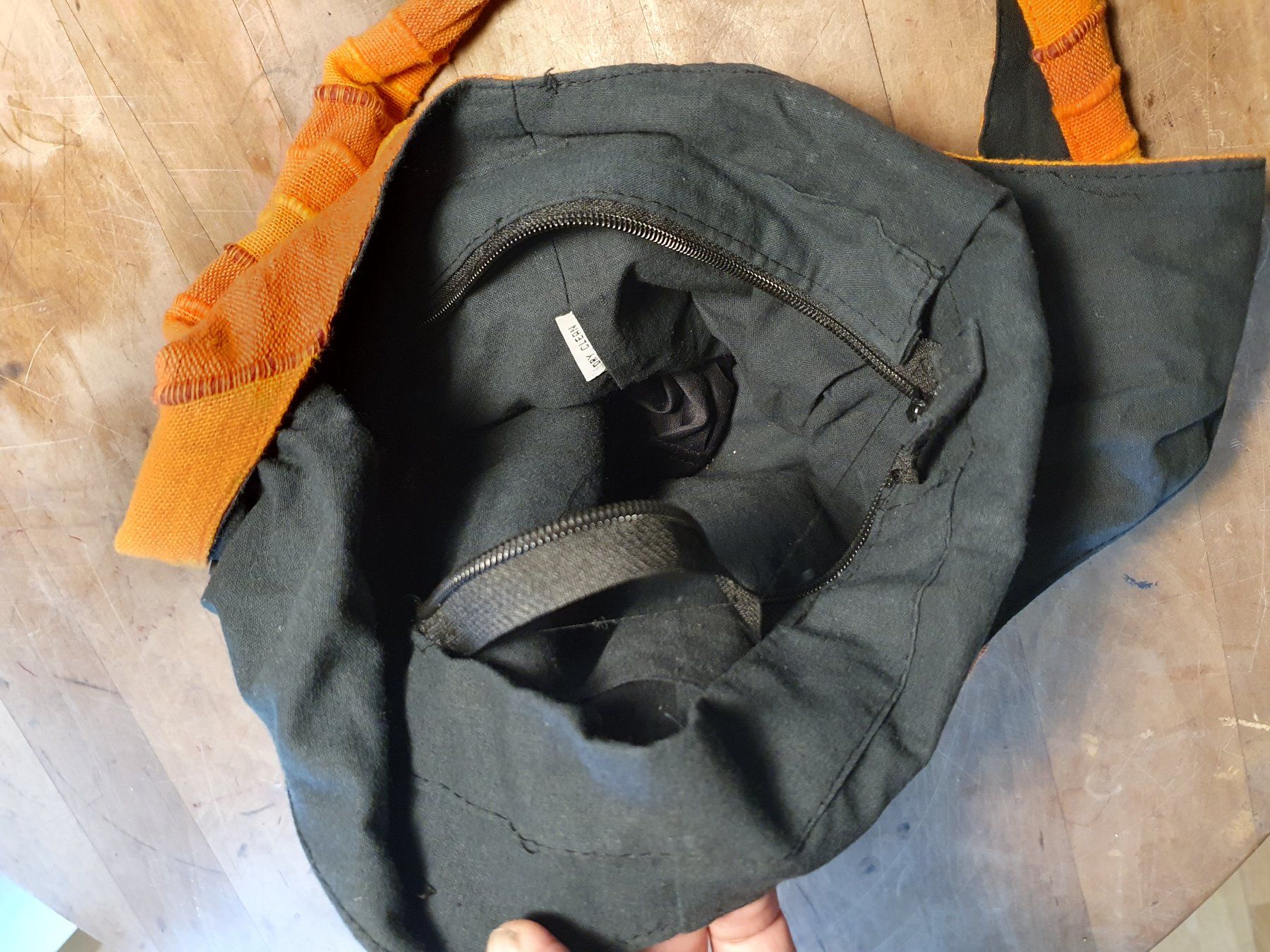 Taschen für Damen: Stofftasche – Gebraucht aus Zürich von loosebone 2