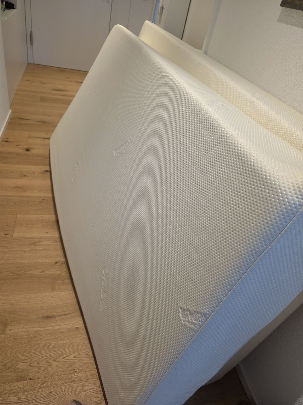 Tempur Matelas: 2 Tempur Matratzen 100x200cm Höhe20cm – D'occasion à Egnach par Jaguar2874 1