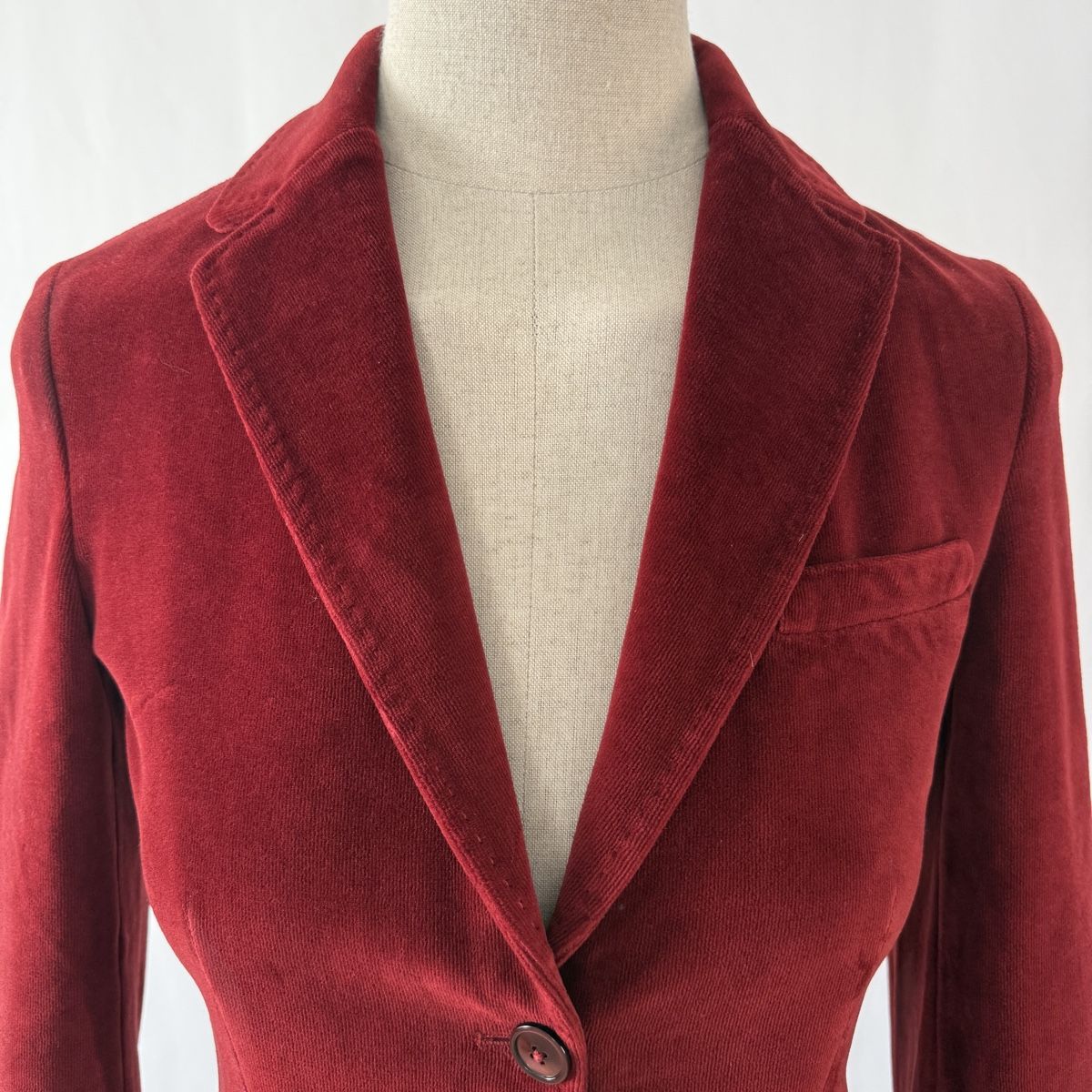 Circolo Giacche: CIRCOLO 1901 Red Velvet Blazer – Nuovo (secondo la descrizione) da Emmen venduto da Avviivva_Com2023 1