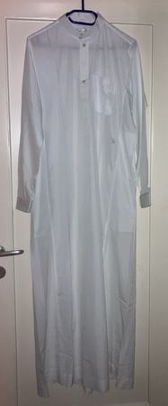 Traditionelle Männerkleidung der Emirate