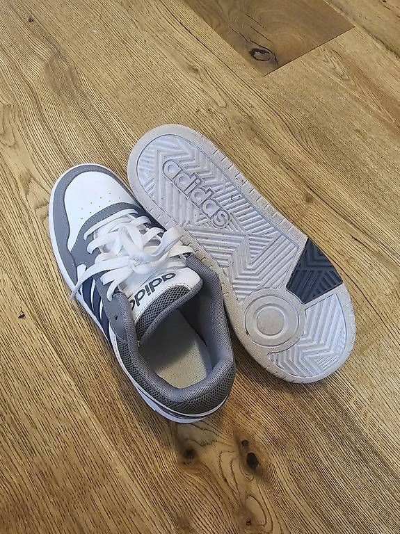Herrenschuhe: Adidas-Sneaker – Gebraucht aus Neuenegg von mak_rq67 1