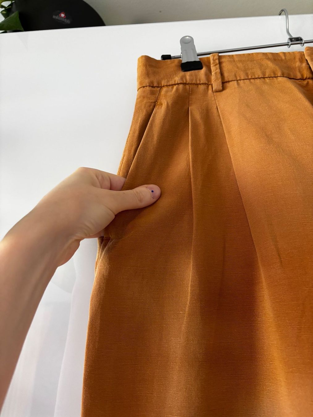 Zara Pantaloni: ZARA Bundfaltenhose Gr. M – Usato da Zürich venduto da missmodernage 2