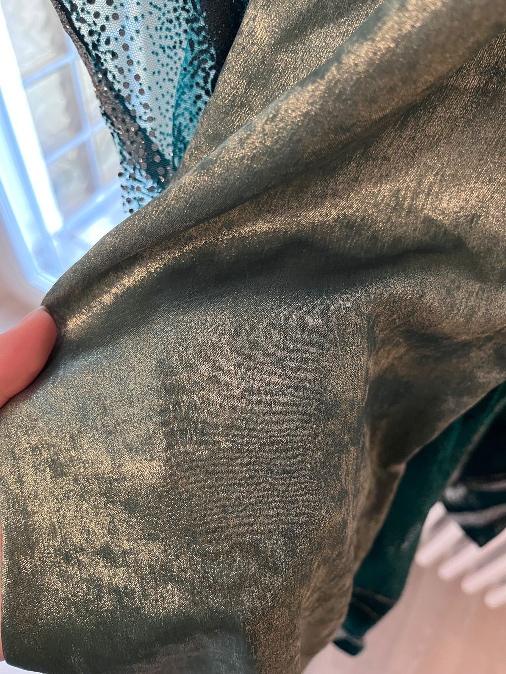 Kleider: Traditionelles kurdisches Kleid – Neu (gemäss Beschreibung) aus Riedholz von Charlie_2007 2