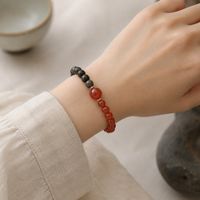 Silent Ember – Handgefertigtes Armband