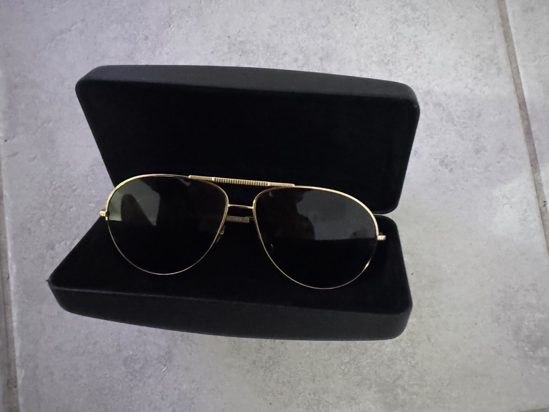 Versace Occhiali & Lenti: VersaceVE2249 Gold/Dark Grey Lenses Model code: 224910028765 – Nuovo (secondo la descrizione) da Biel/Bienne venduto da sou_t9dm 2