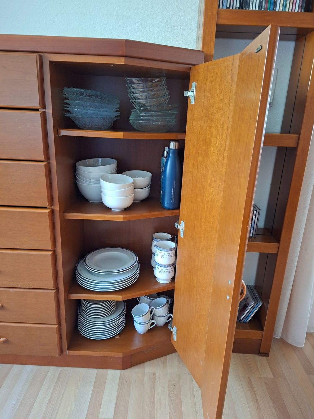 Credenze: Sideboard Kombination aus Kirschholz – Usato da Zürich venduto da swi_2l72 3