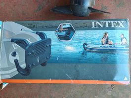 Intex 12V Aussenbordmotor mit Halterung 