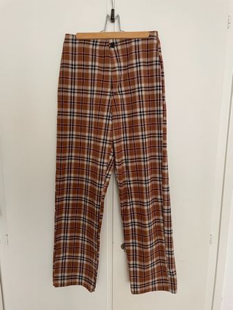 Brandy Melville J. Galt Hose, kariert, Gr. 25/32