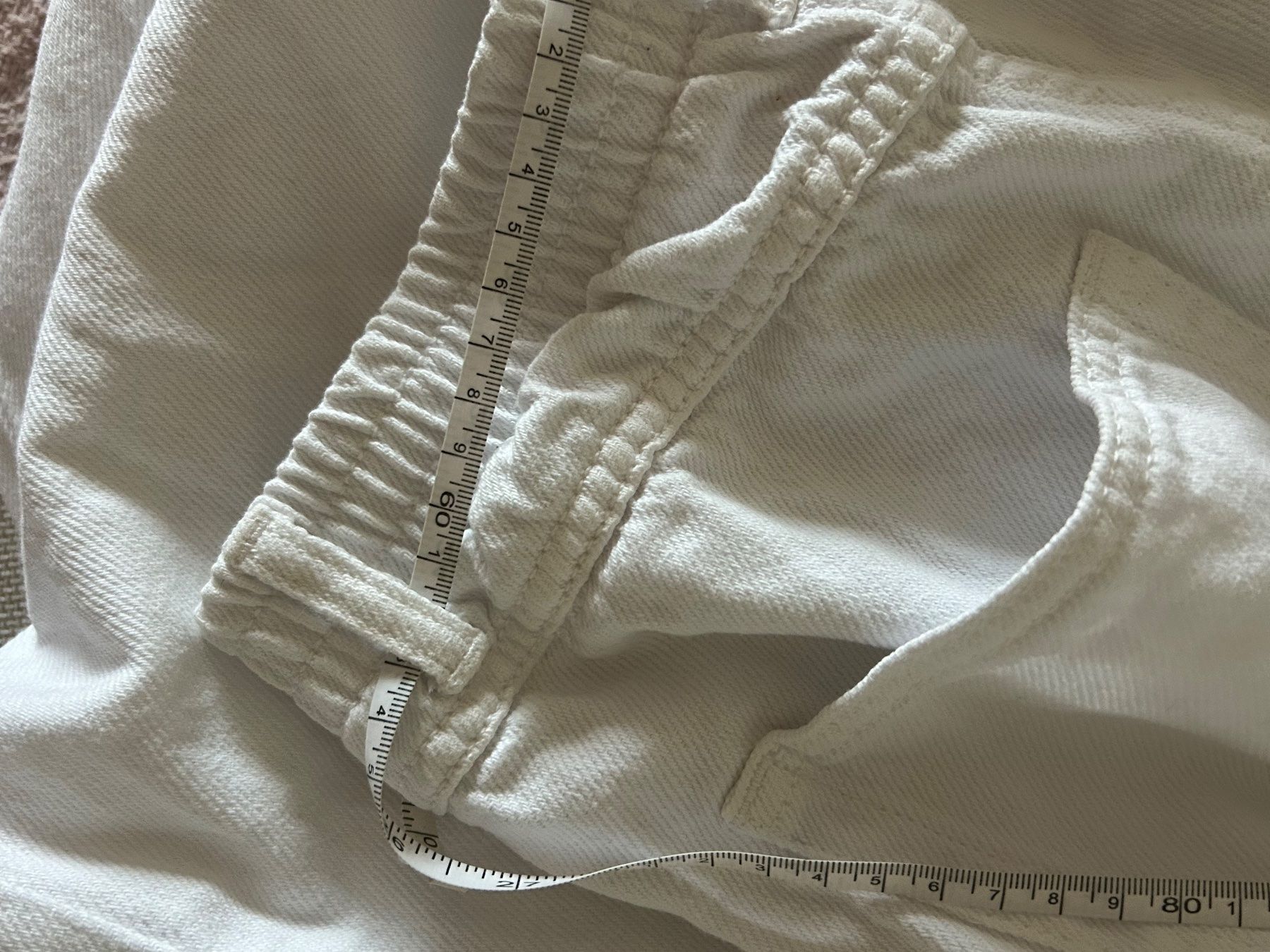 Pantaloni: American Vintage Hose – Usato da Zürich venduto da ori_9dcy 4