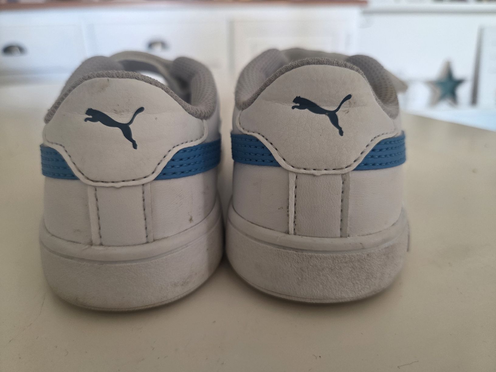 Puma Chaussures filles: Süsse Puma Sneakers, Gr. 31 – Neuf (Voir description) à Riehen par Bliss1978 2