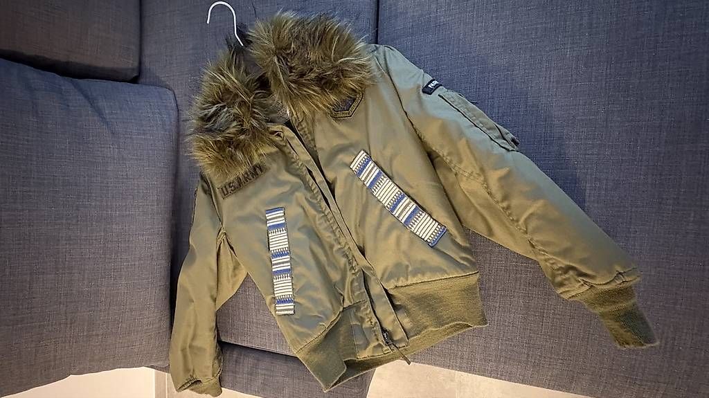 Jacken: Giacca invernale – Gebraucht aus massagno von sof_fx2q