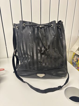 Maison Mollerus NIESEN Beuteltasche 🖤