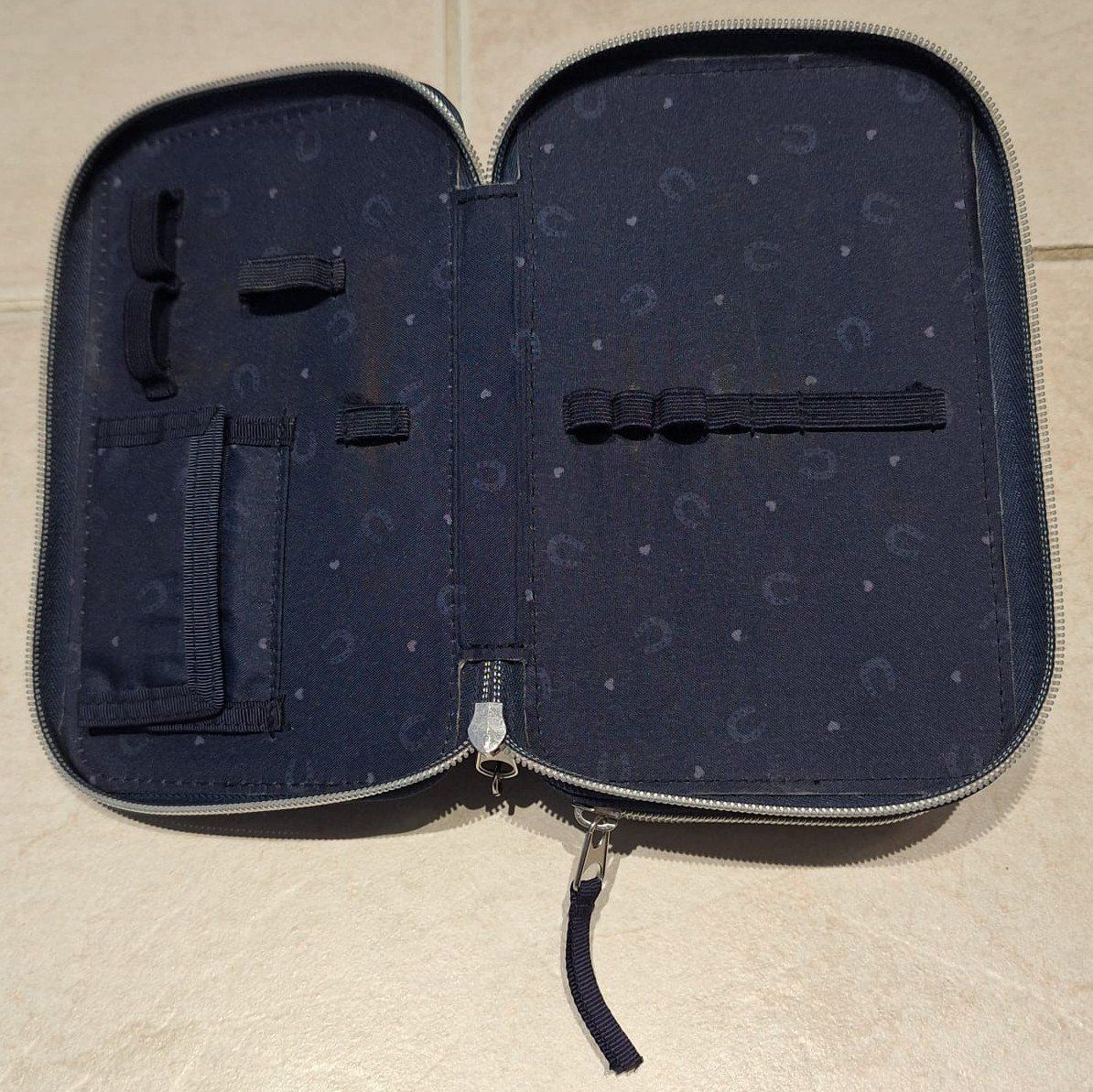 Astucci : Etui Pferd Miss Melodie – Usato da Widen venduto da Cariff 3