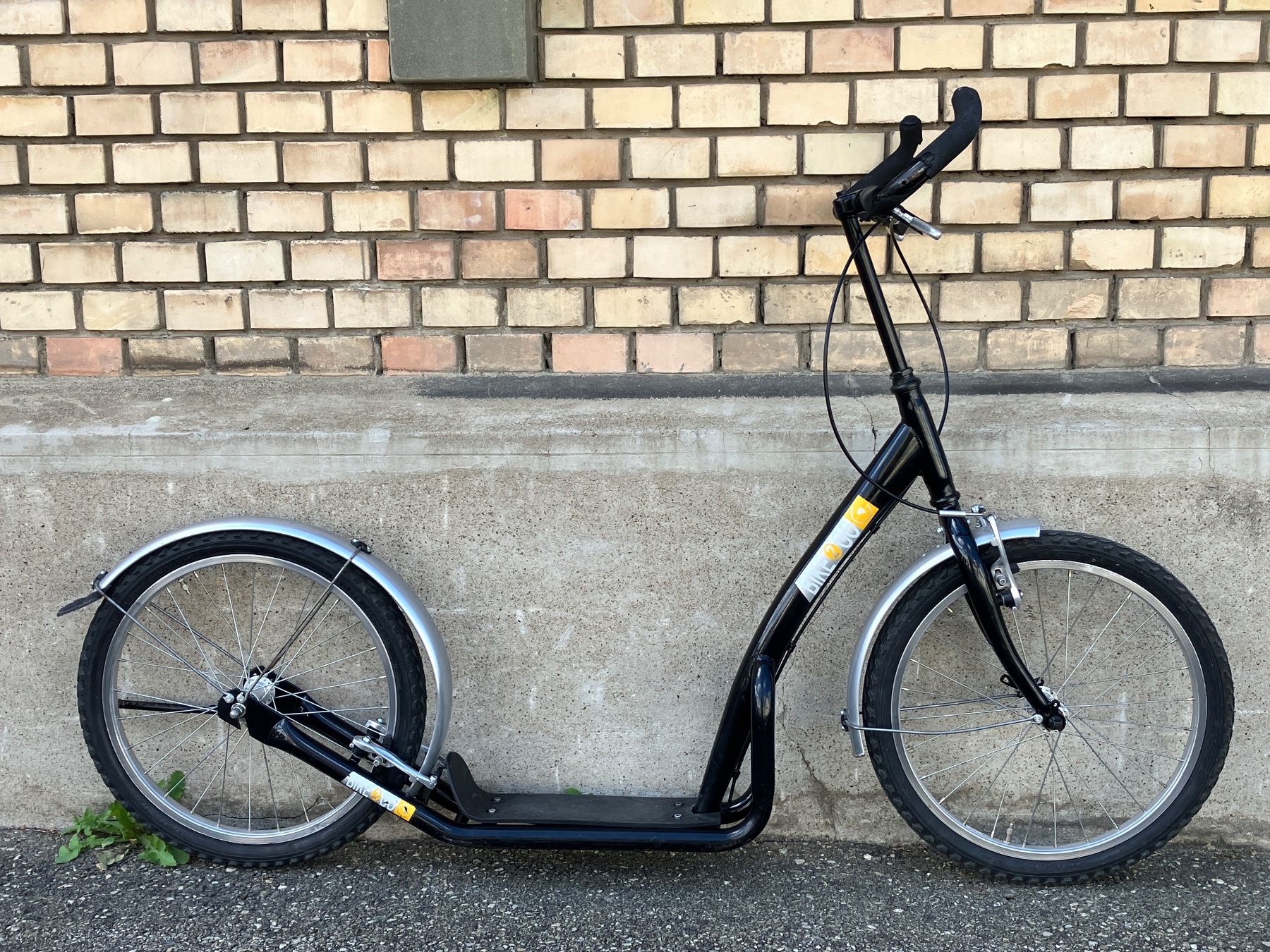 Kickboard: Bike 2 Go Tretroller – Gebraucht aus Burgdorf von intact-Velowerkstatt