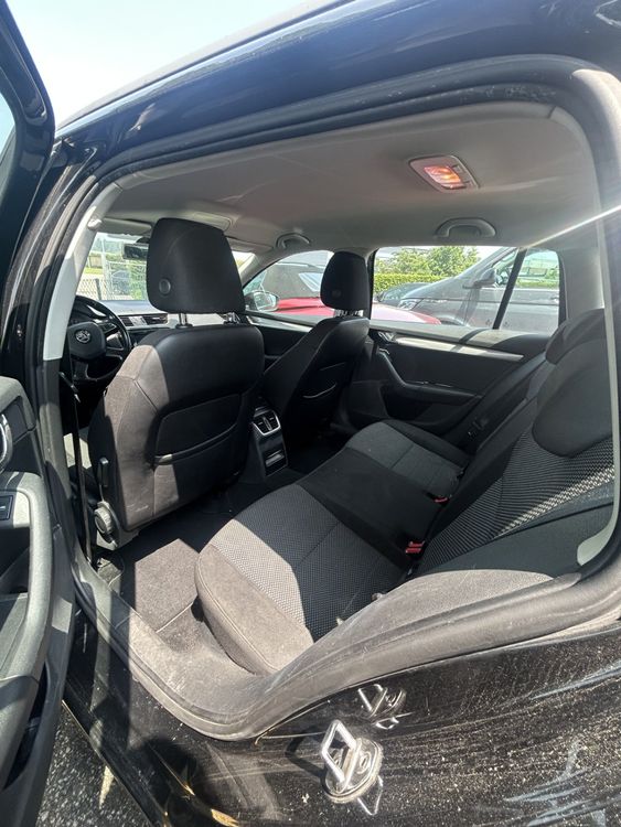 Skoda Automobili: Skoda Octavia C 1.6 D 4x4 – Usato da Gland venduto da NSP_Security_1 8