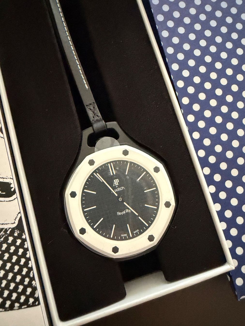 Swatch Orologi: Royal Pop - Ocho Negro - Neu – Nuovo e nell'imballaggio originale da Basel venduto da Andybatt_ 3