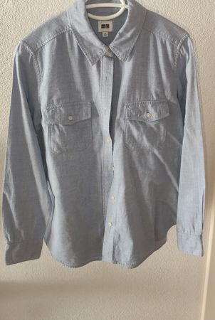 Chemise bleu clair Uniqlo taille M bon état