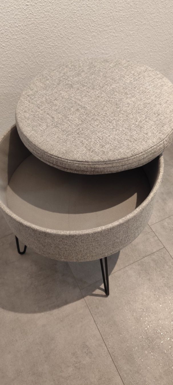 Hocker: Hocker mit Staufach – Gebraucht aus Zürich von Burnout3 1