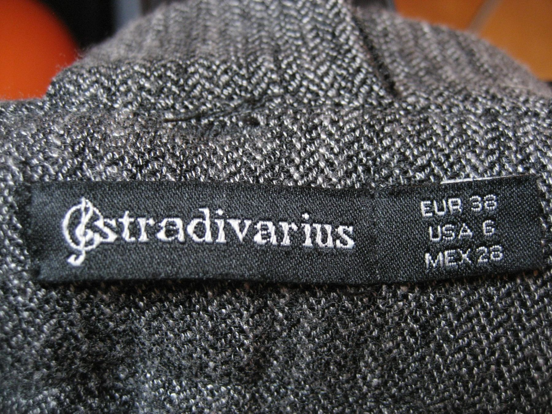 Stradivarius Pantaloni: Pantalon Stradivarius taille 36 – Usato da Delémont venduto da marryb 5