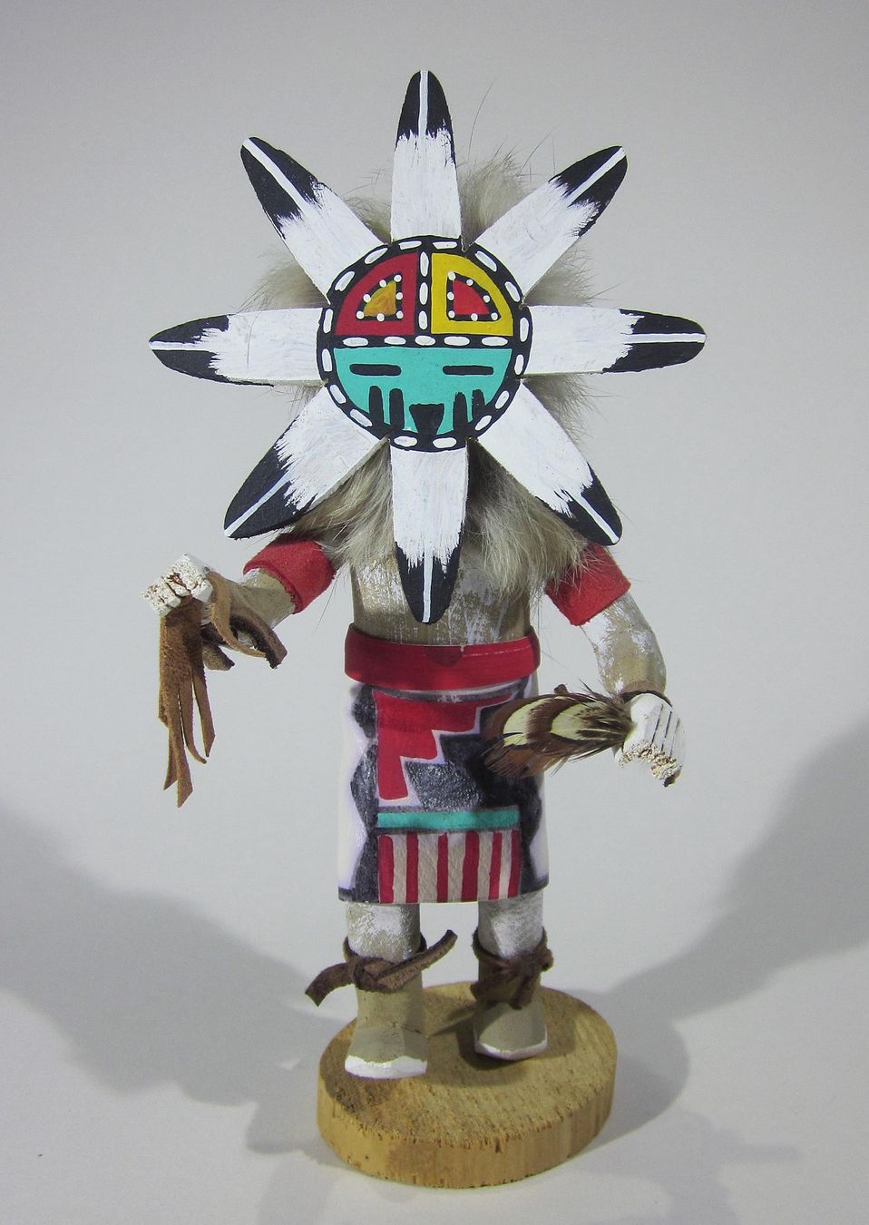 Statuette: Hopi Indianer Sun Kachina – Usato da Bäretswil venduto da robsonantik