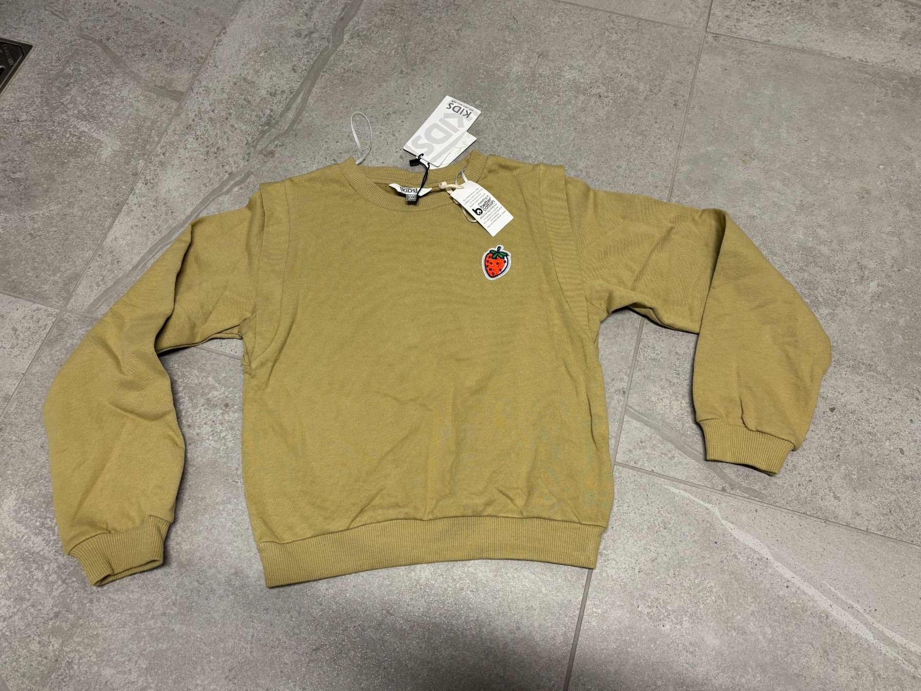 Maglioni & Felpe: Sweatshirt pull  taille 134 neuf – Nuovo (secondo la descrizione) da Salvenach venduto da gwenwywar