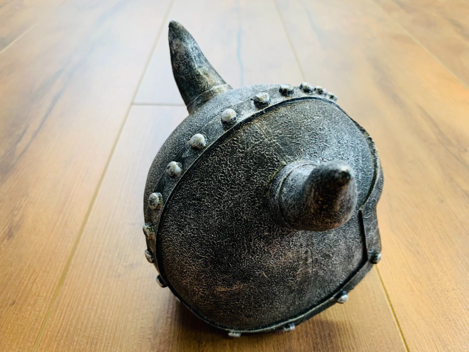 Skulpturen & Statuen: Totenschädel Schädel SKULL Ritter 14cm NEU – Neu und originalverpackt aus Bergdietikon von shopAgent 5