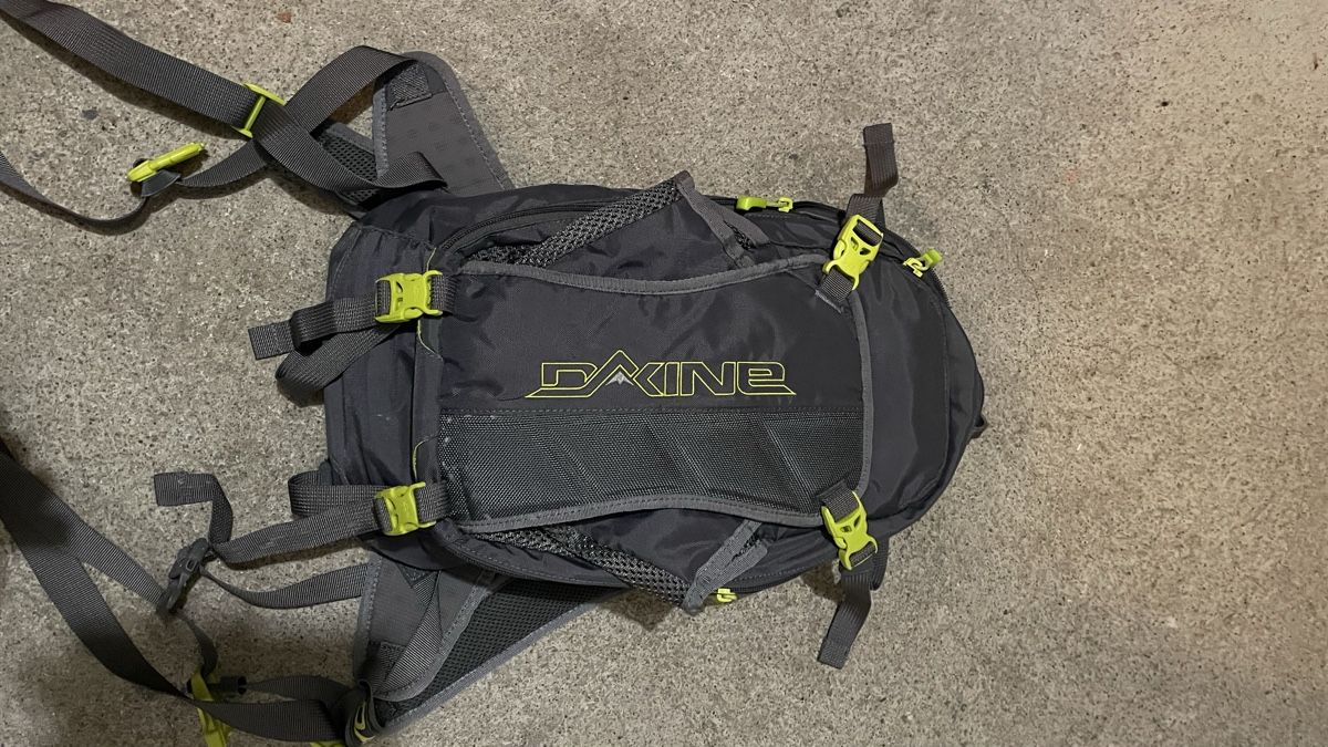 Dakine Zaini: Dakine Bikerucksack – Usato da Brütten venduto da mivo-sales 1